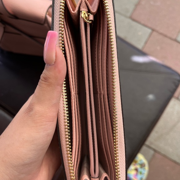 Medium sized Michael Kors canvas backpack - Picture 6 of 6